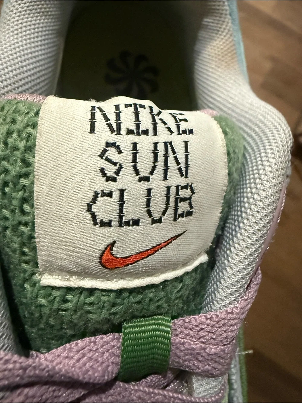 Nike Air Max 90 SE Multicolor Sz(M 9.5 / W 11)